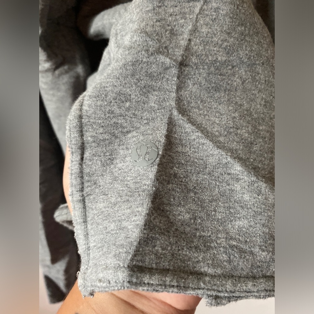 Lululemon All Yours Hoodie Size 12 ** SEE DESCRIPTION - Picture 6 of 7